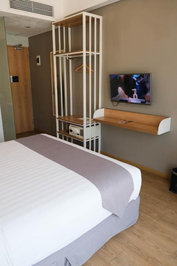 Allstay Hotel Semarang Simpang Lima Exterior photo
