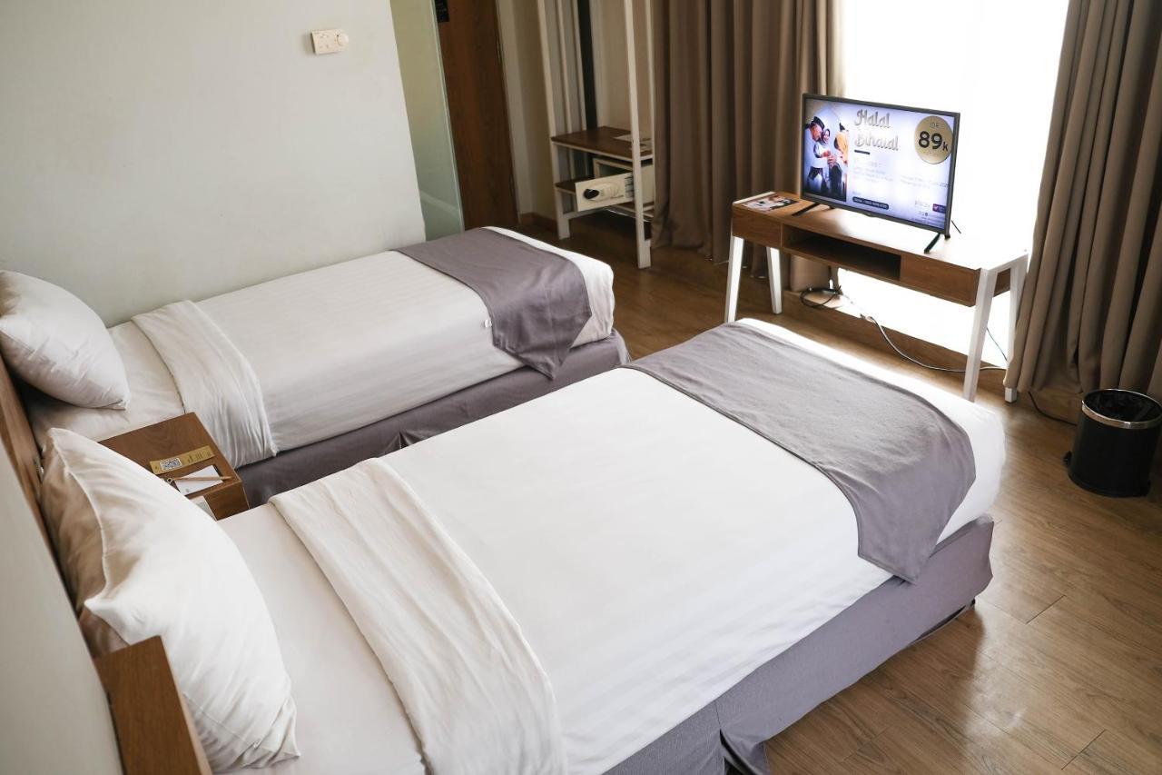 Allstay Hotel Semarang Simpang Lima Exterior photo