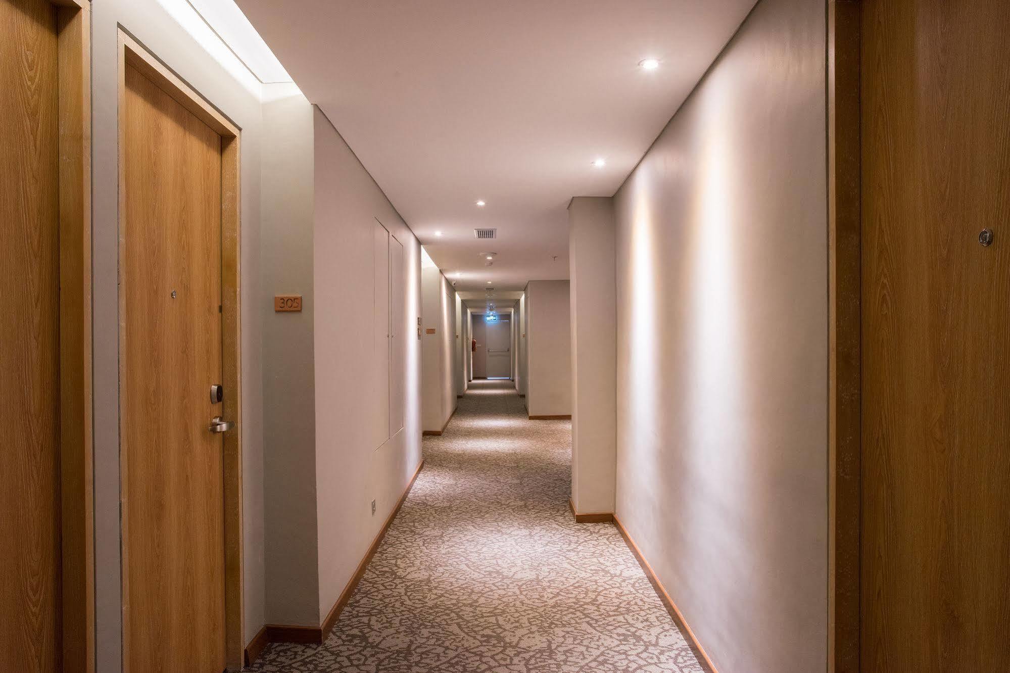 Allstay Hotel Semarang Simpang Lima Exterior photo